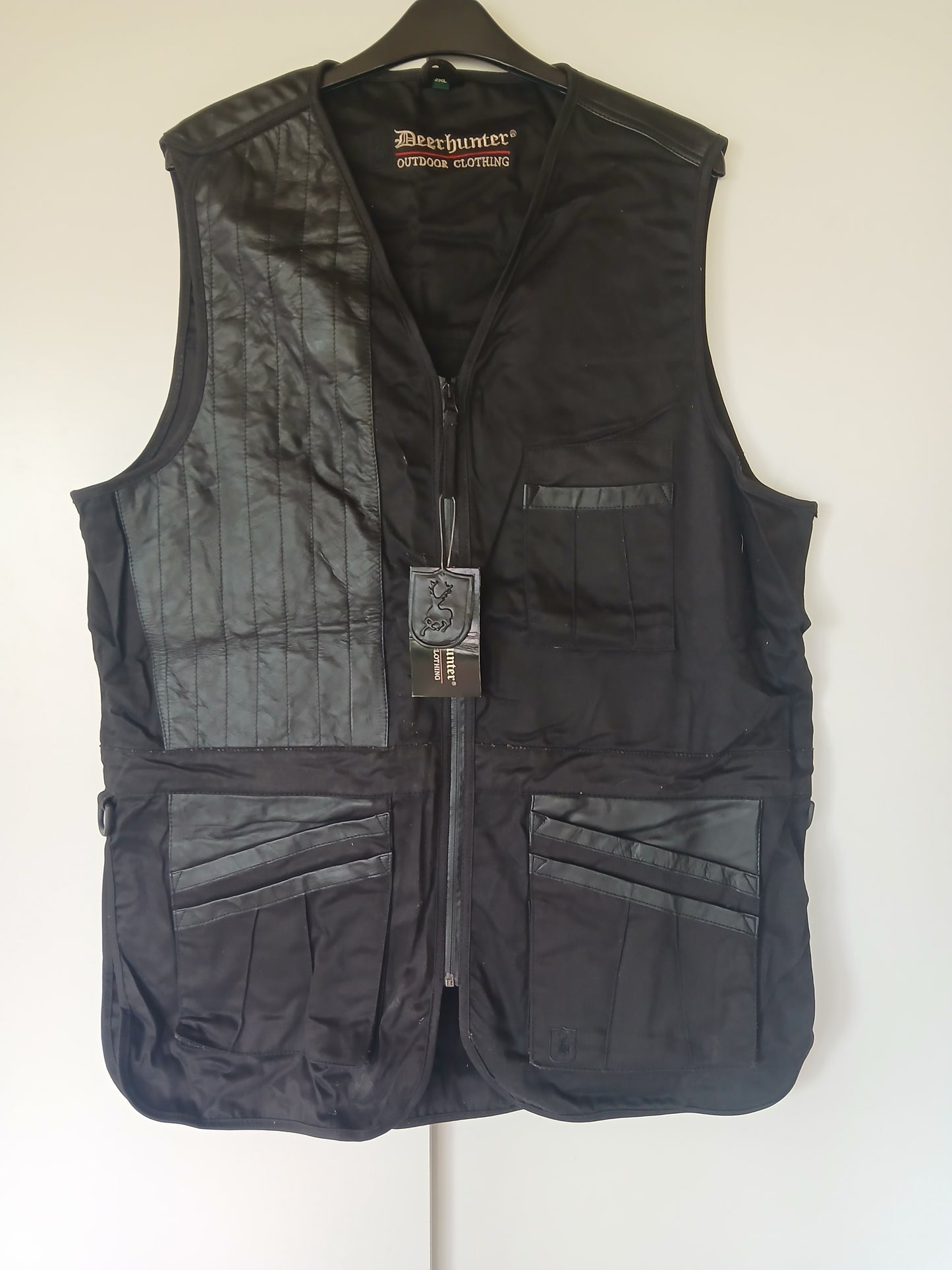 Deerhunter vest (Champ D.Lux Waistcoat Solid Right)